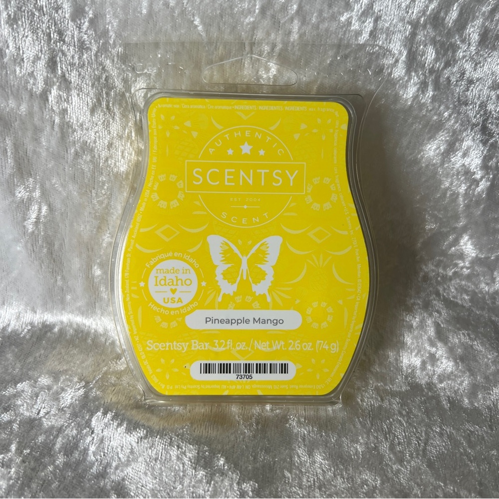 Scentsy Pineapple Mango Room Spray and Wax Bar Set - Yellow - Picture 4 of 6